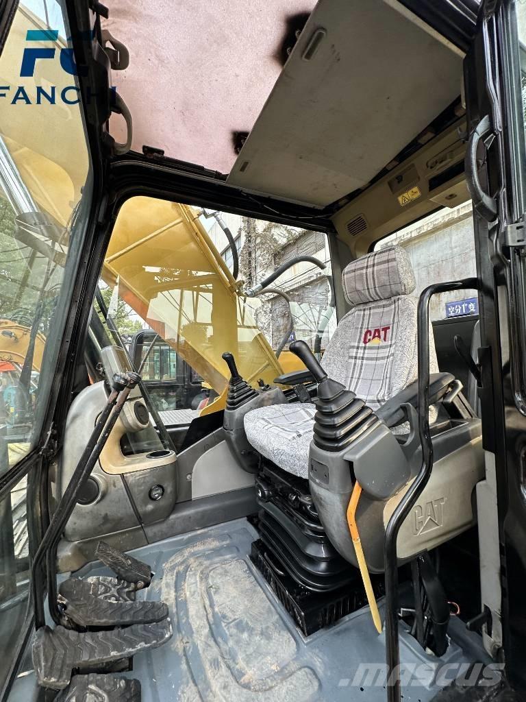 CAT 320 D Crawler excavators