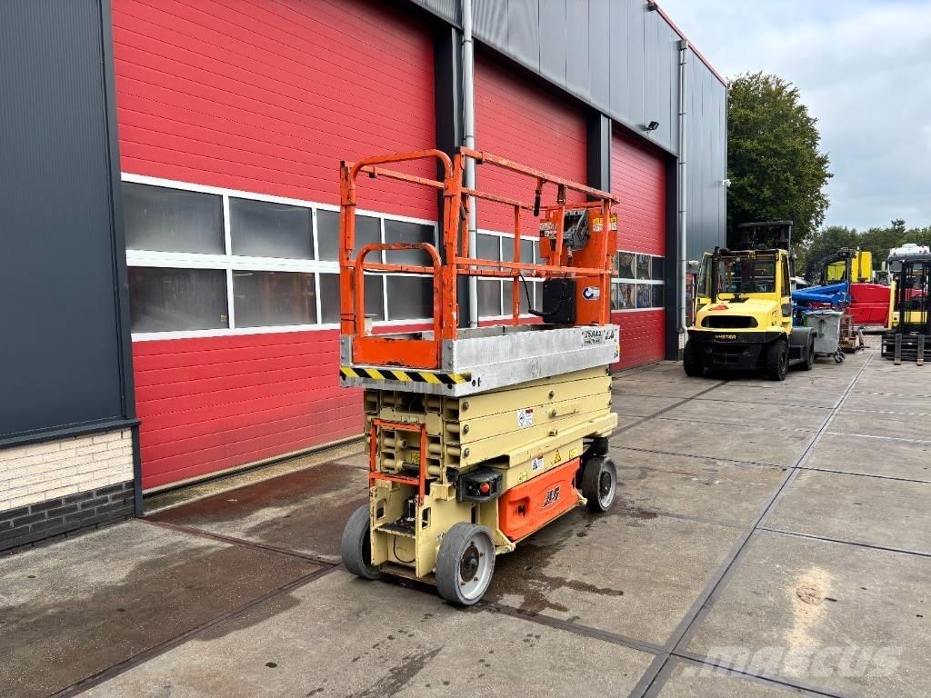JLG 2630 ES Scissor lifts