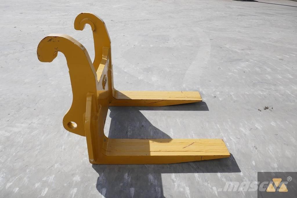 OM Forks Cat 980H Transportation - Others