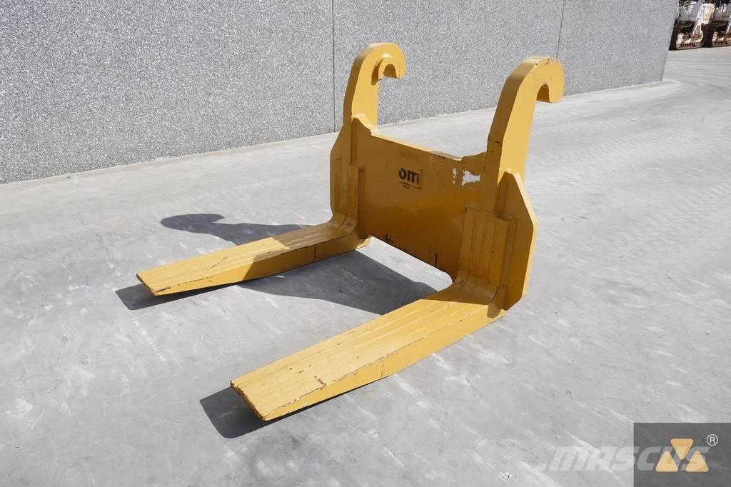 OM Forks Cat 980H Transportation - Others