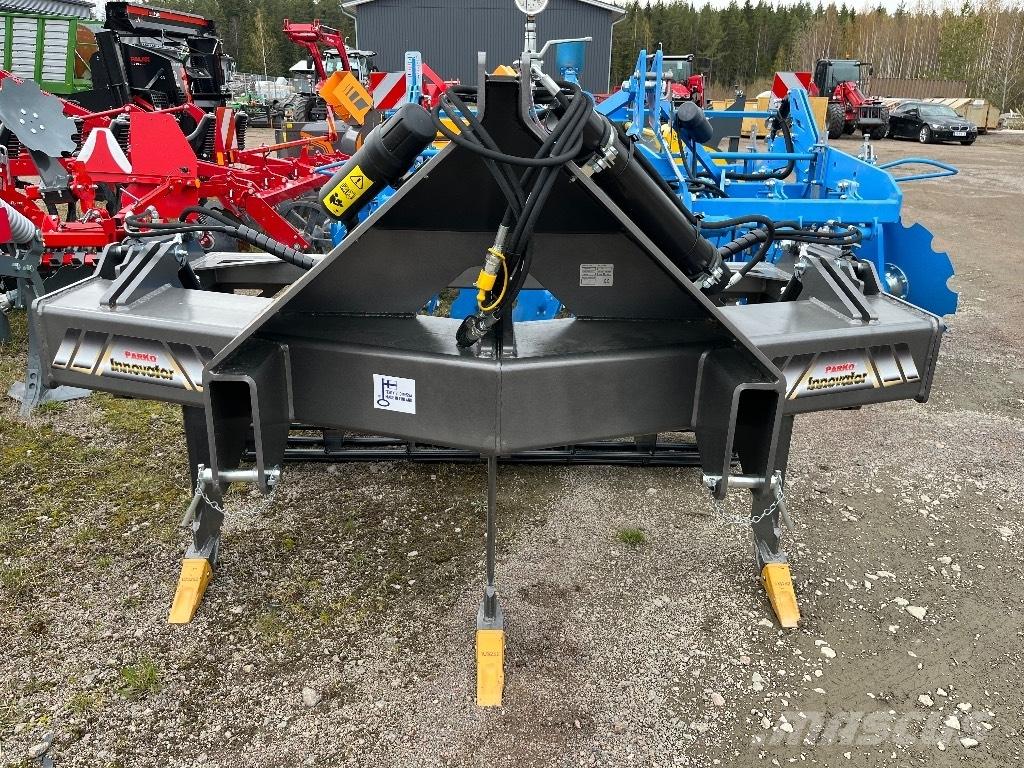 Parko V3 Chisel ploughs