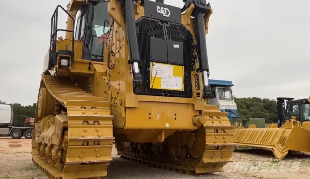 CAT D 10 Crawler dozers