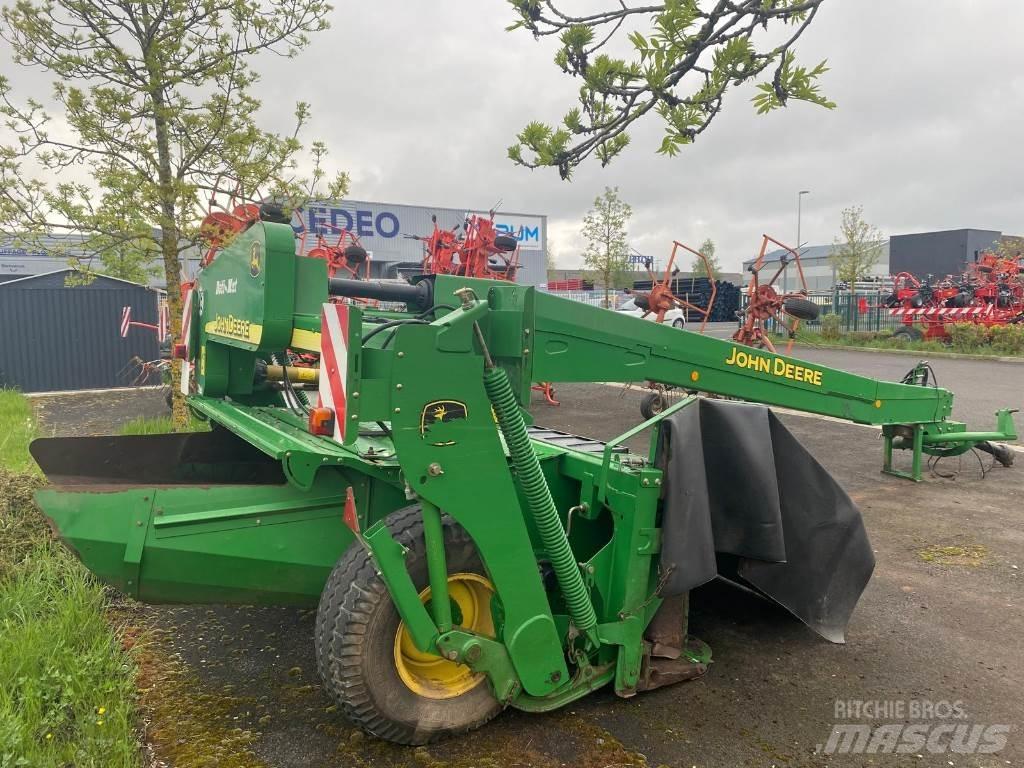 John Deere 730 Mounted and trailed mowers