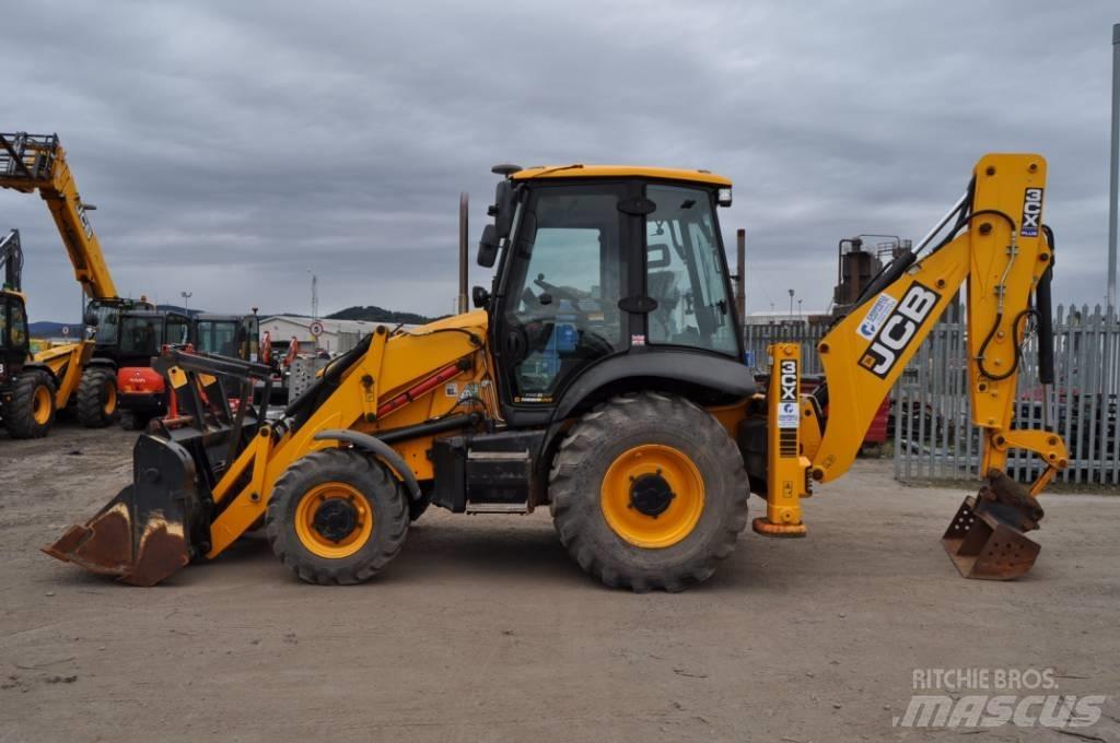JCB 3 CX Backhoe loaders