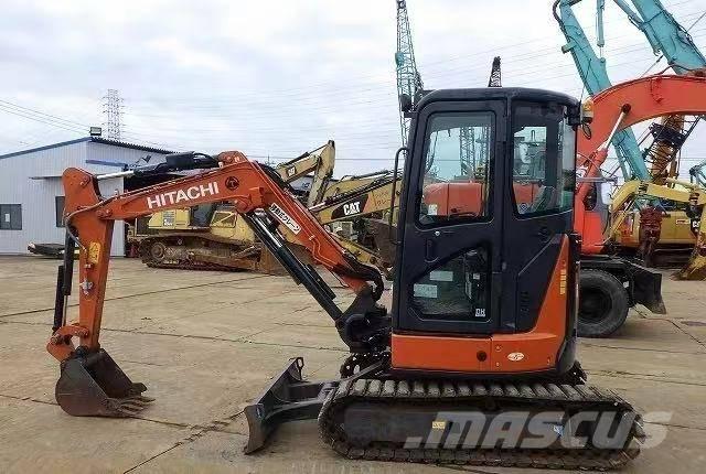 Hitachi 30 Crawler excavators