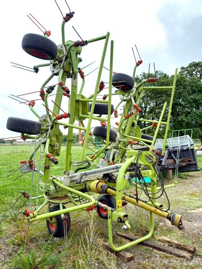 CLAAS Volto 870 Rakes and tedders
