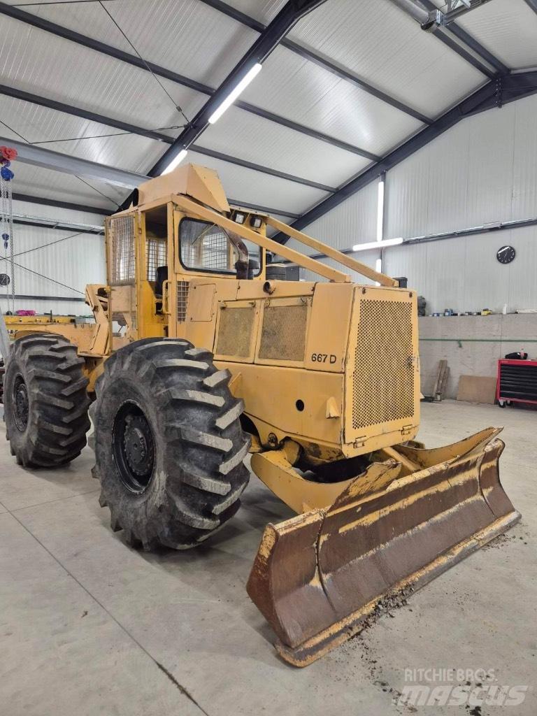 John Deere 667d Forestry tractors
