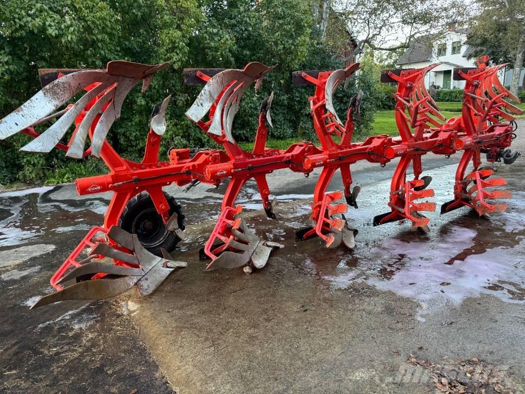 Kuhn VM 123 Reversible ploughs