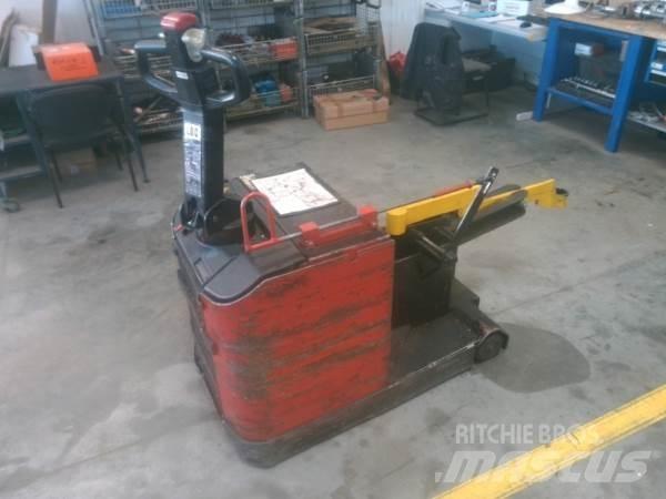 Manitou TA30 Self propelled stackers