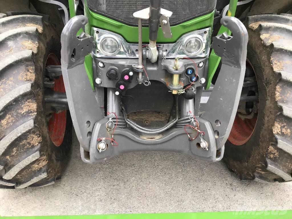 Fendt 311 Vario Tractors