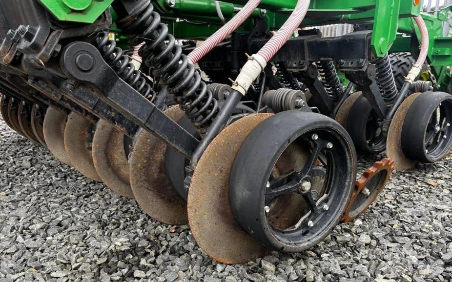 John Deere 750 A Drills