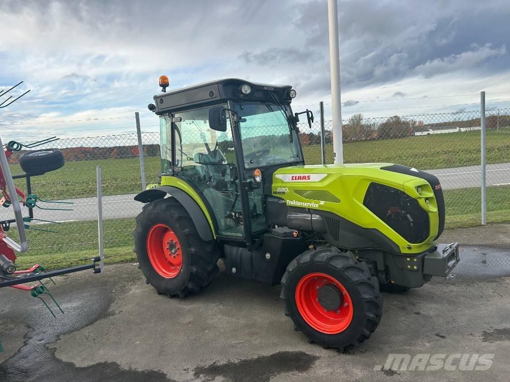 CLAAS Nexos 220 Tractors