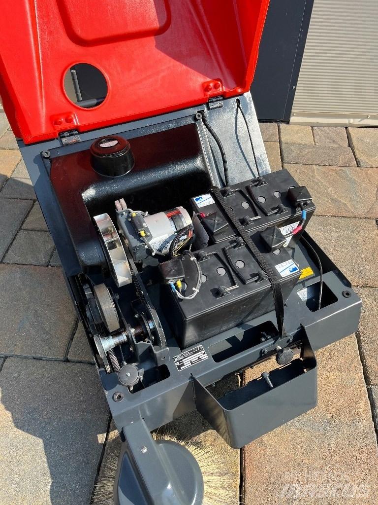 Hako B 800 Sweepers