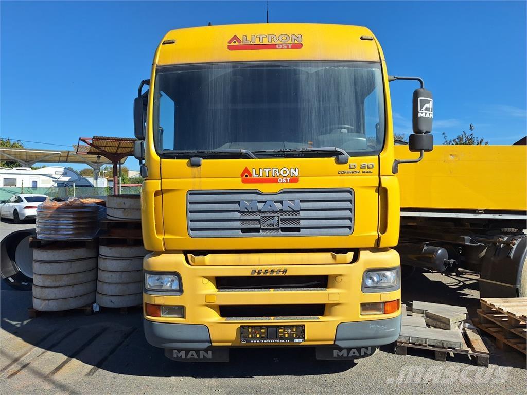 MAN TGA 28.430 6X2 Flatbed / Dropside trucks