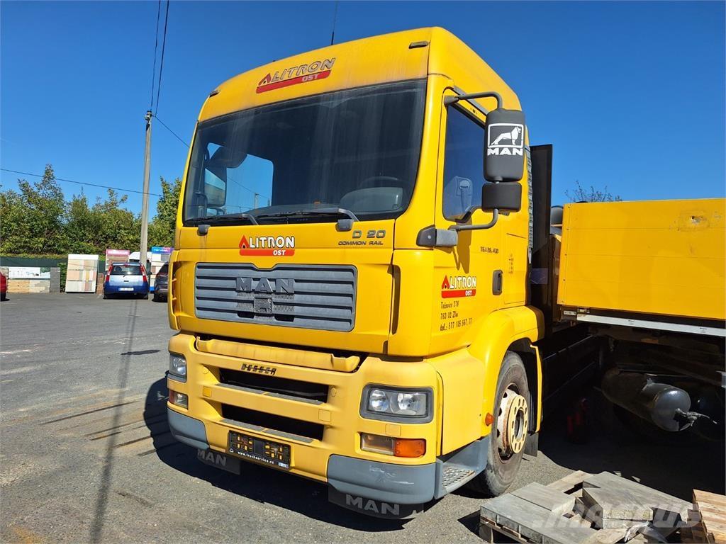 MAN TGA 28.430 6X2 Flatbed / Dropside trucks