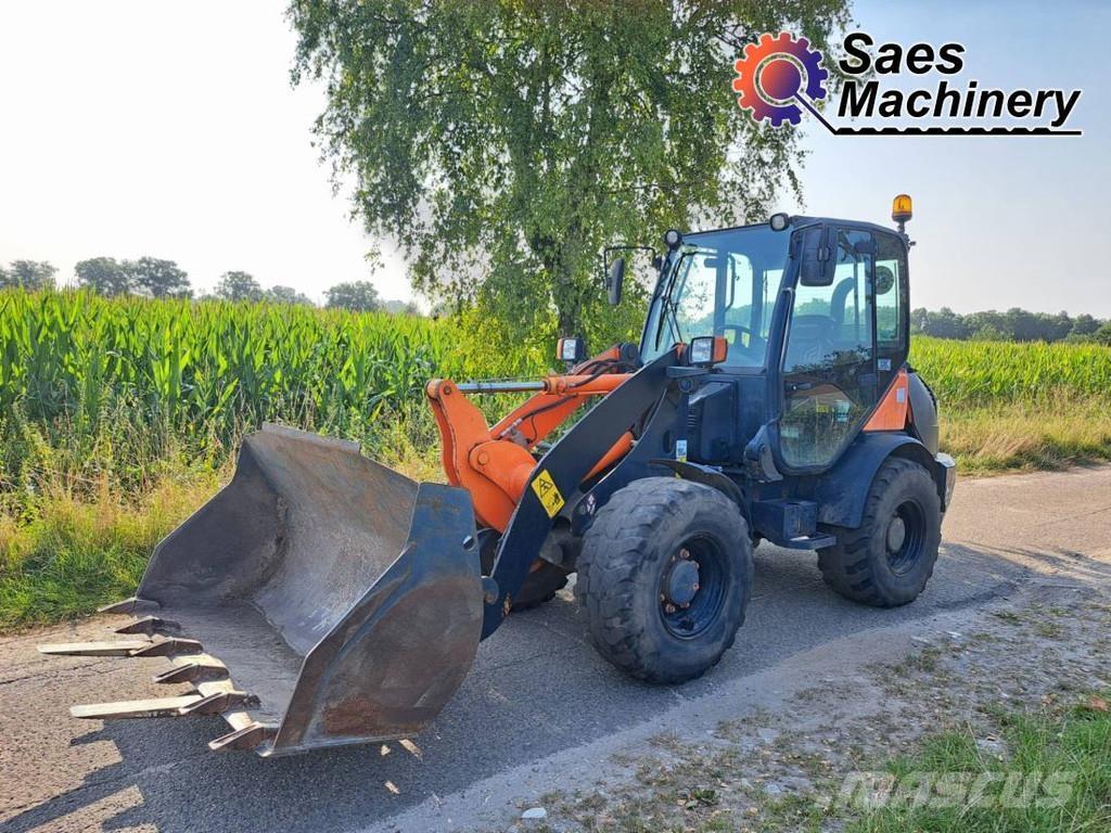 Komatsu WA70-7 Wheel loaders