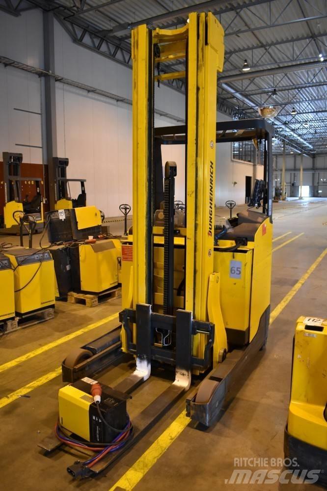 Jungheinrich ETV 216 Reach trucks