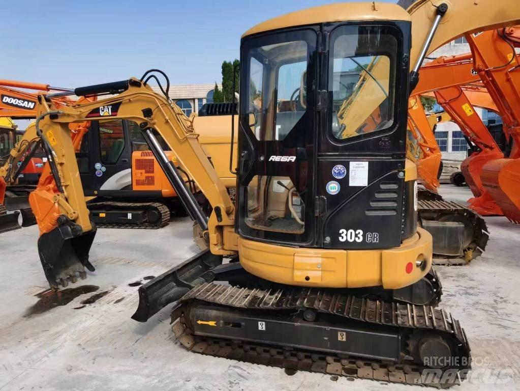 CAT 303 Mini excavators < 7t (Mini diggers)