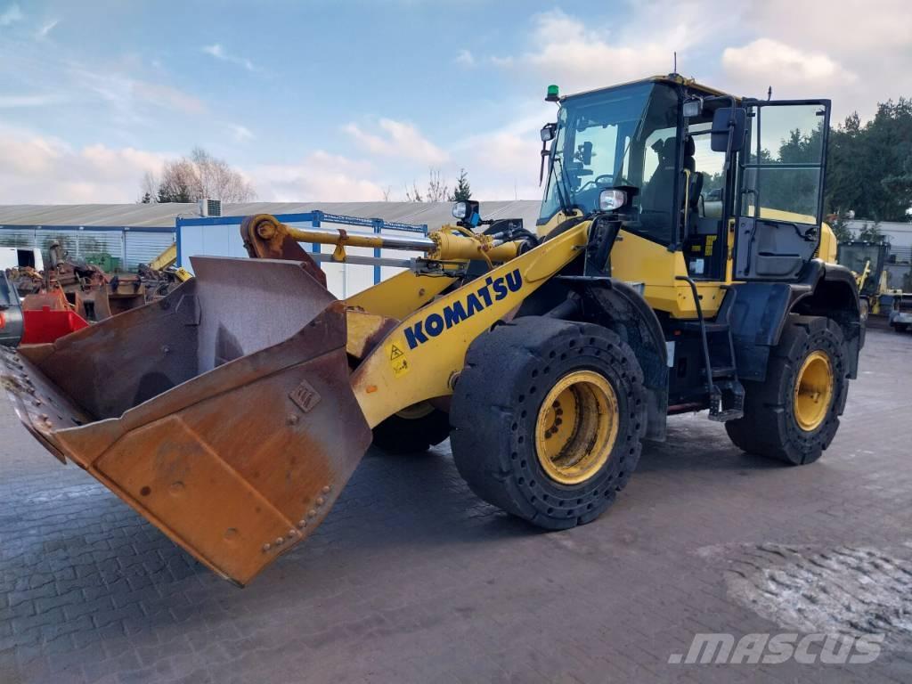 Komatsu WA270-7 Wheel loaders