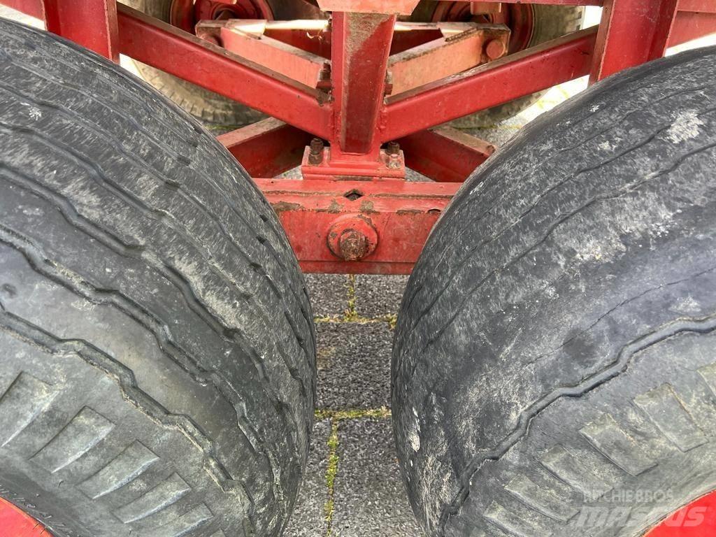 Strautmann Vitesse 1 Self loading trailers