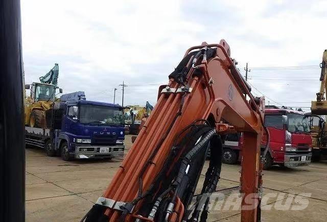 Hitachi 30 Crawler excavators