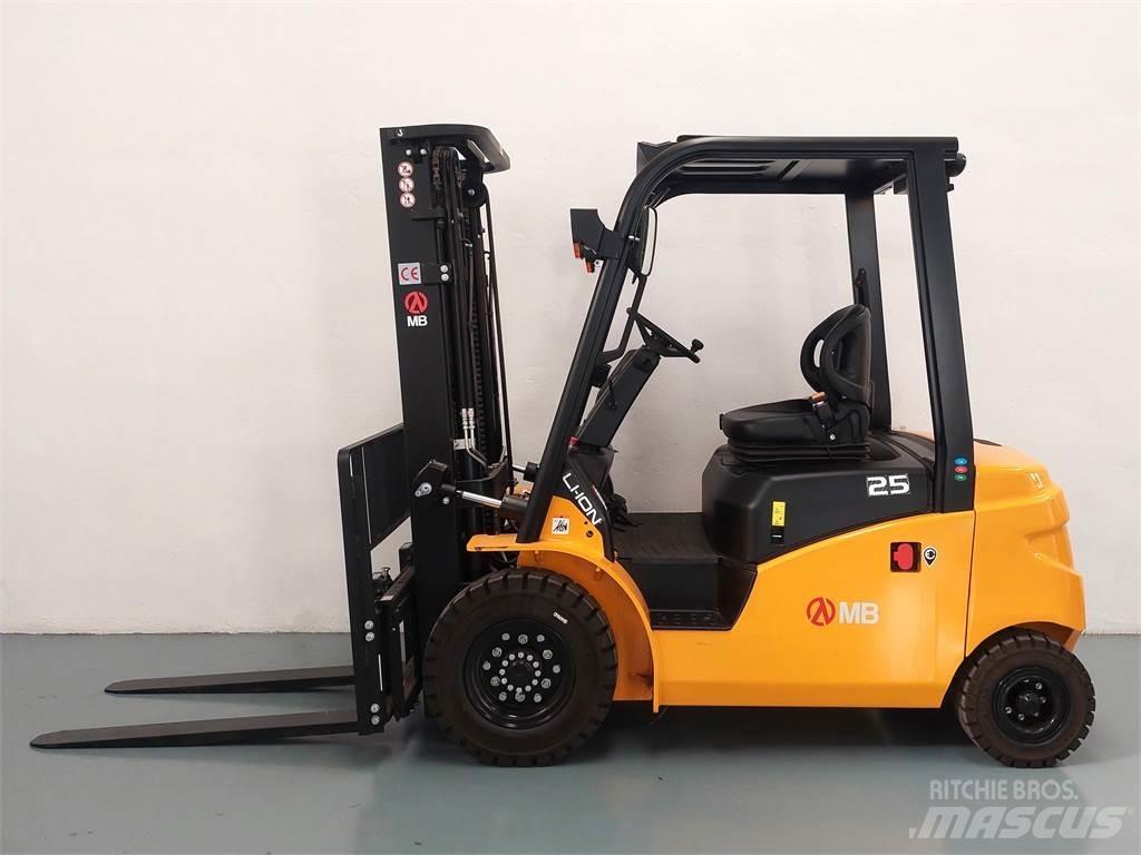  EFL253 Electric forklift trucks