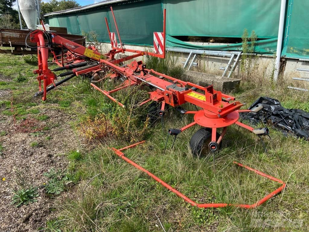 Kuhn GF8702 Rakes and tedders