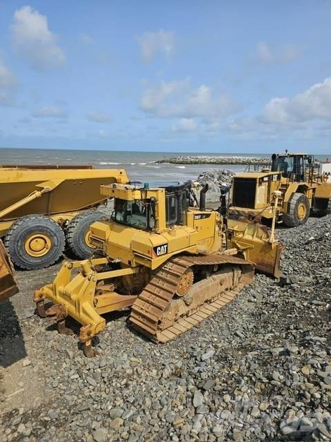 CAT D 6 T LGP Crawler dozers