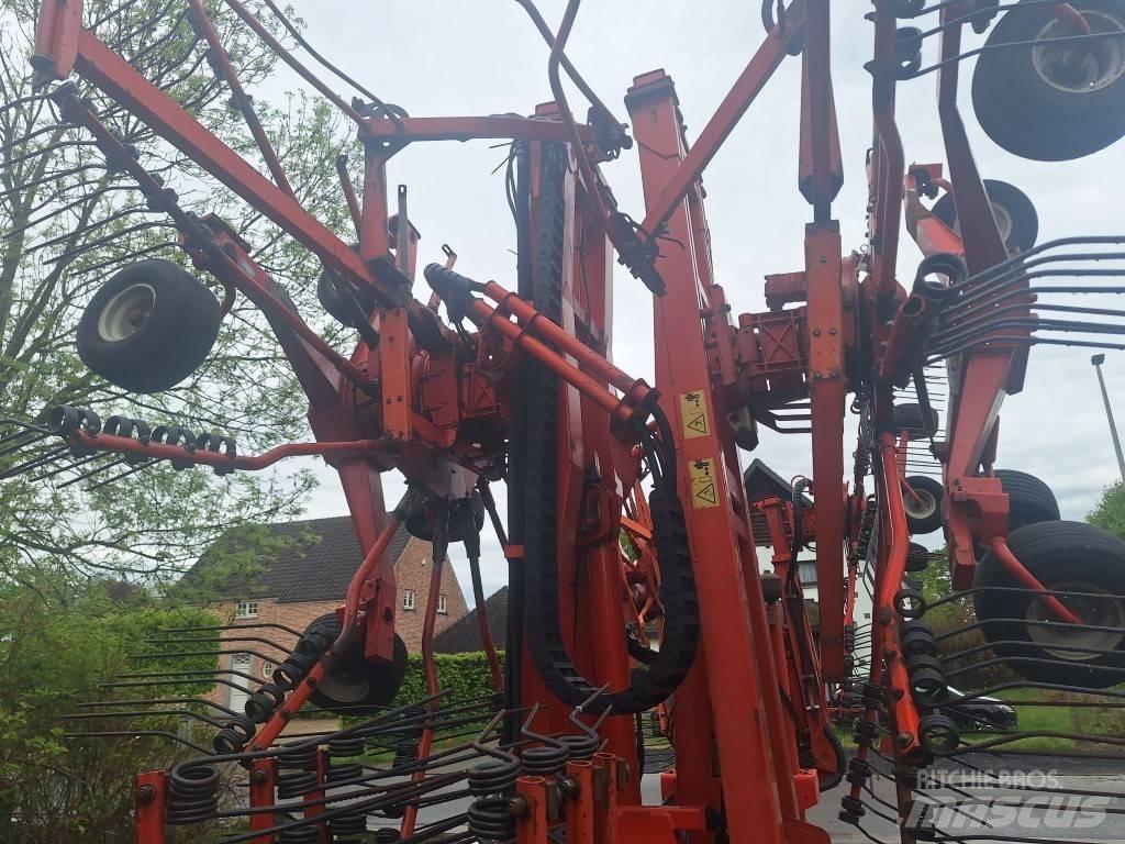Kuhn GA 15021 Windrowers