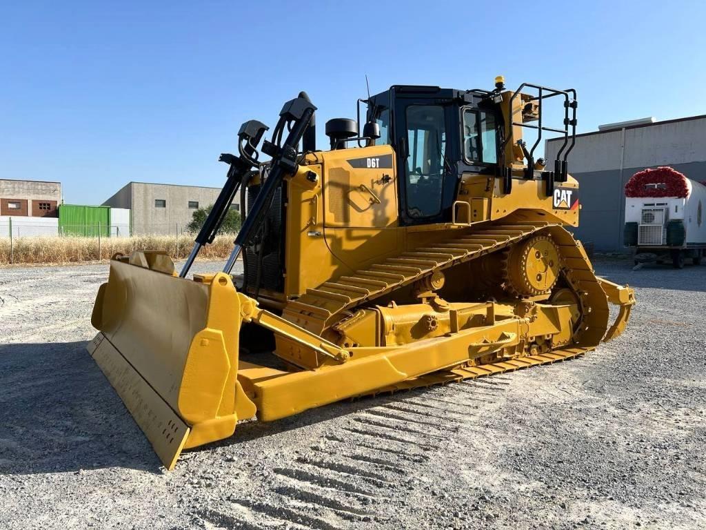 CAT D 6 T Crawler dozers