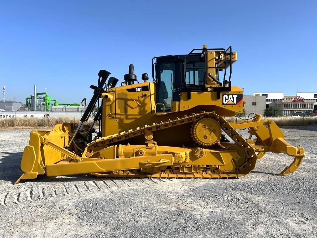 CAT D 6 T Crawler dozers
