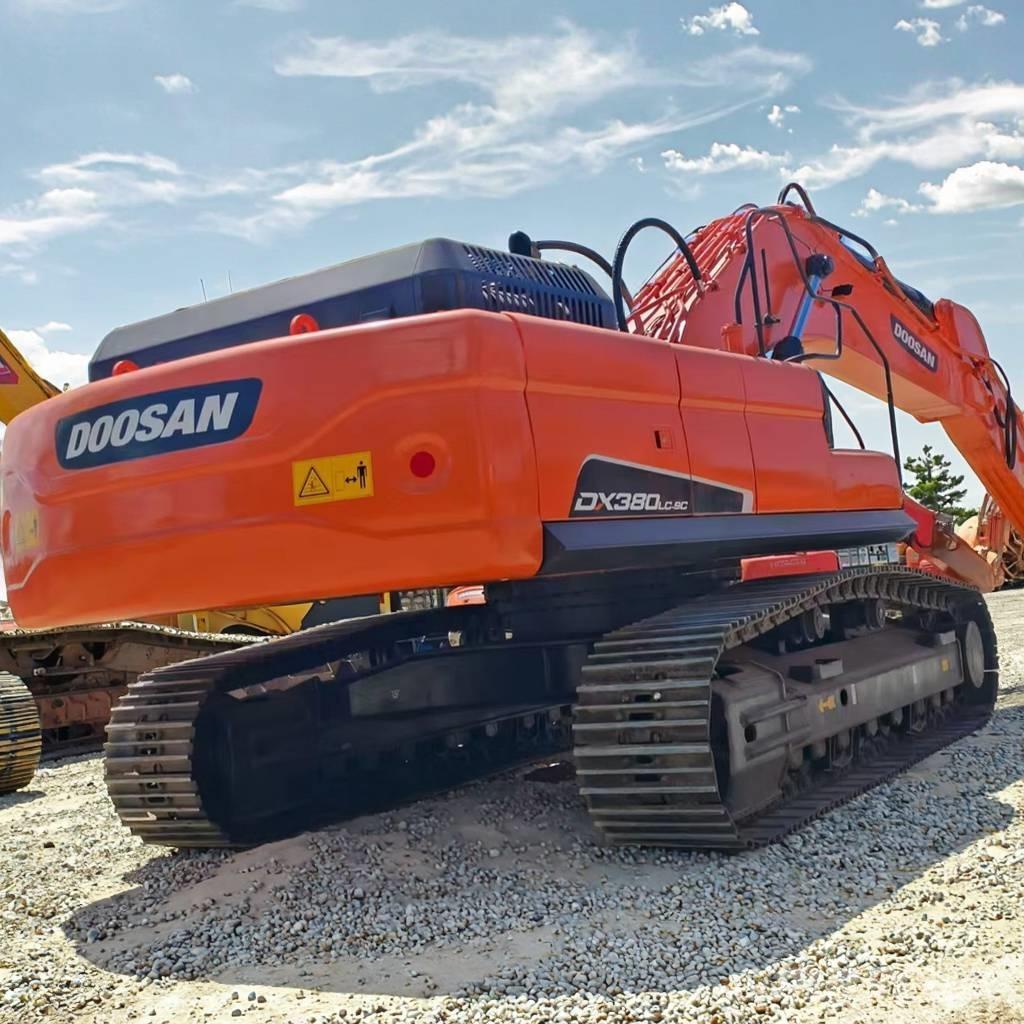Doosan DX 380 LC Crawler excavators