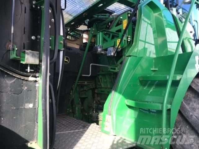 John Deere 8600 Self-propelled foragers