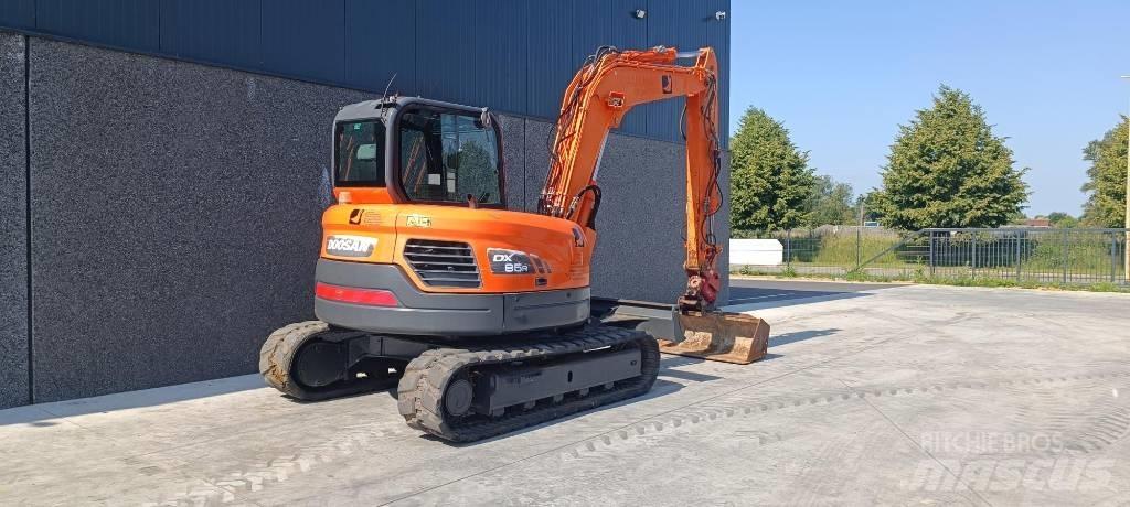 Doosan DX 85 R-3 Midi excavators  7t - 12t