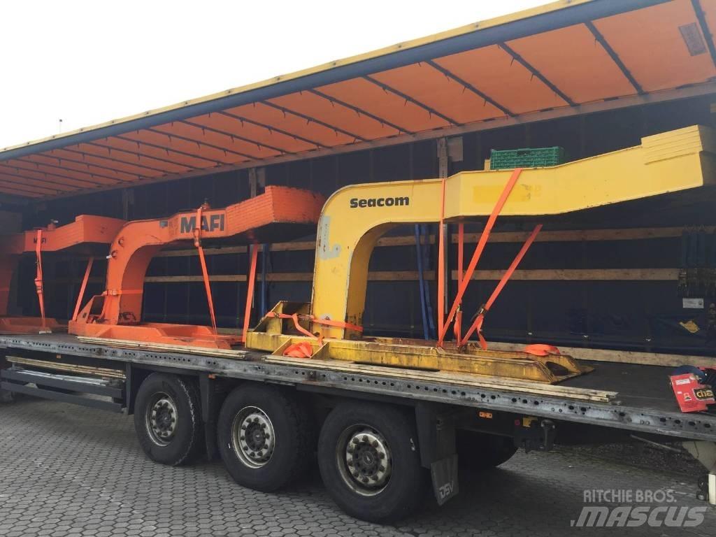 Mafi SH32 Terminal tractors