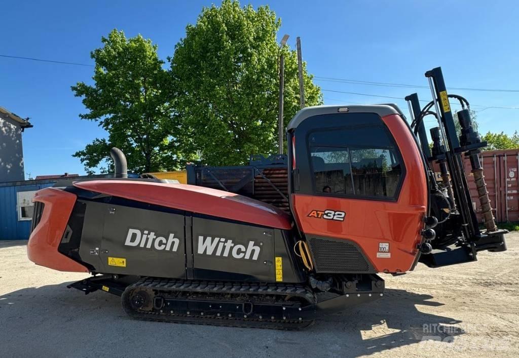 Ditch Witch AT32 Horizontal Directional Drilling Equipment