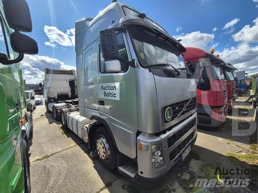 Volvo FH12 Tractor Units