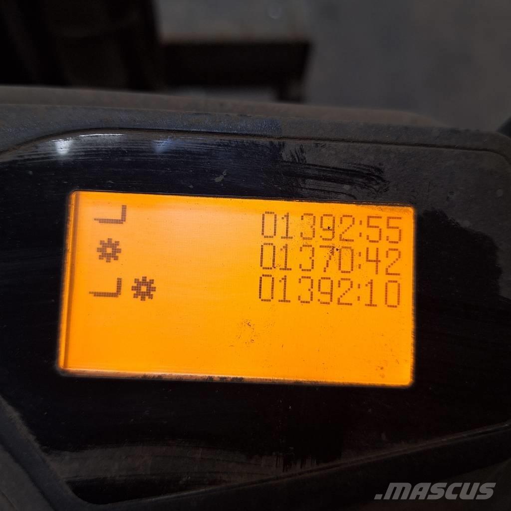 Toyota 7FBEST13 Electric forklift trucks