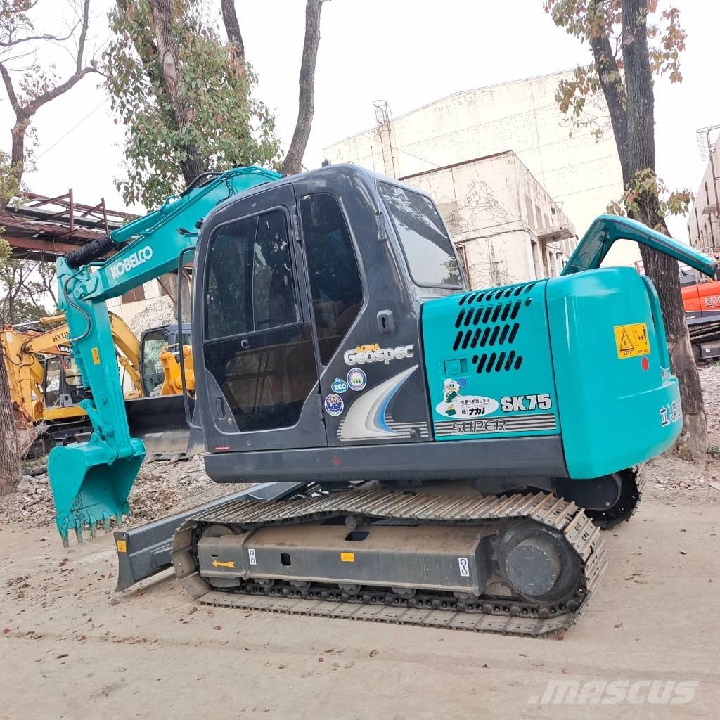 Kobelco SK75 Midi excavators  7t - 12t