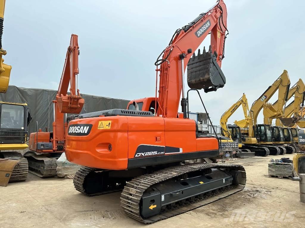 Doosan DX225LC-9C Crawler excavators