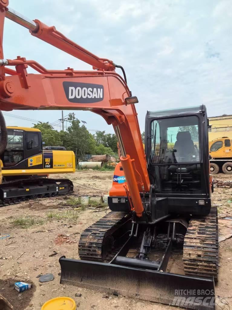 Doosan DX 60 Crawler excavators