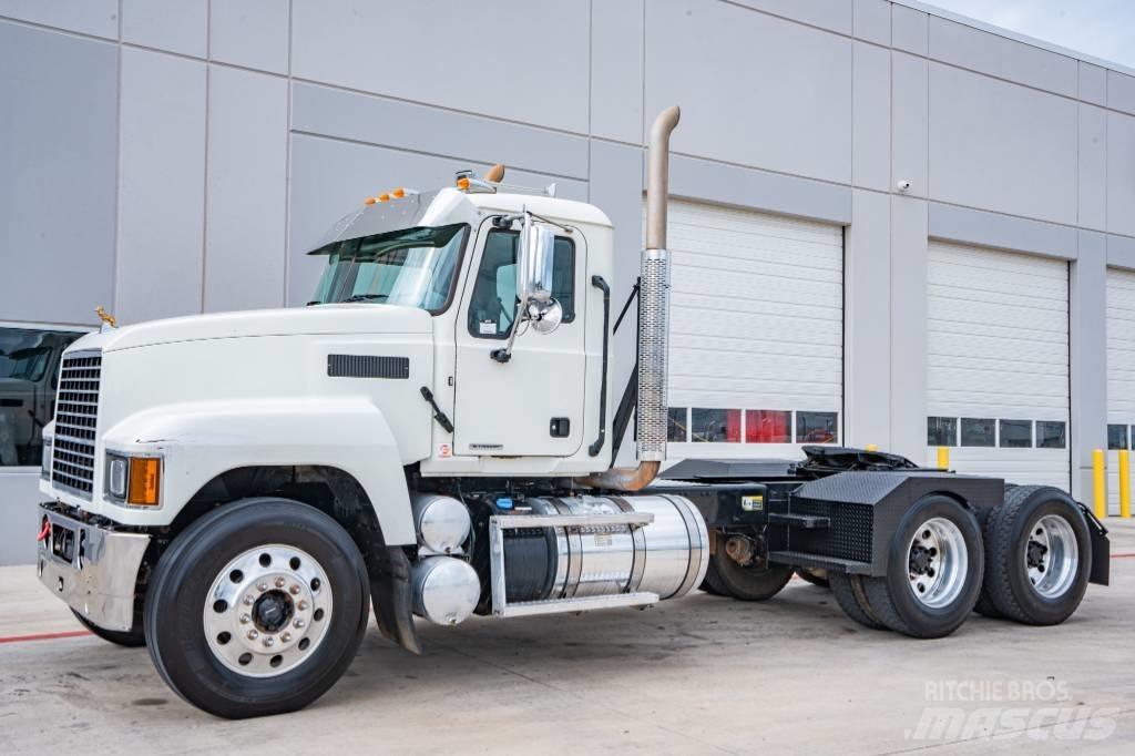 Mack Pinnacle 64T Tractor Units