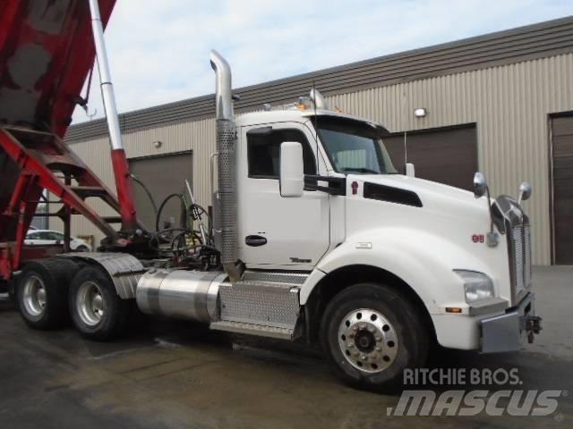 Kenworth T 880 Tractor Units