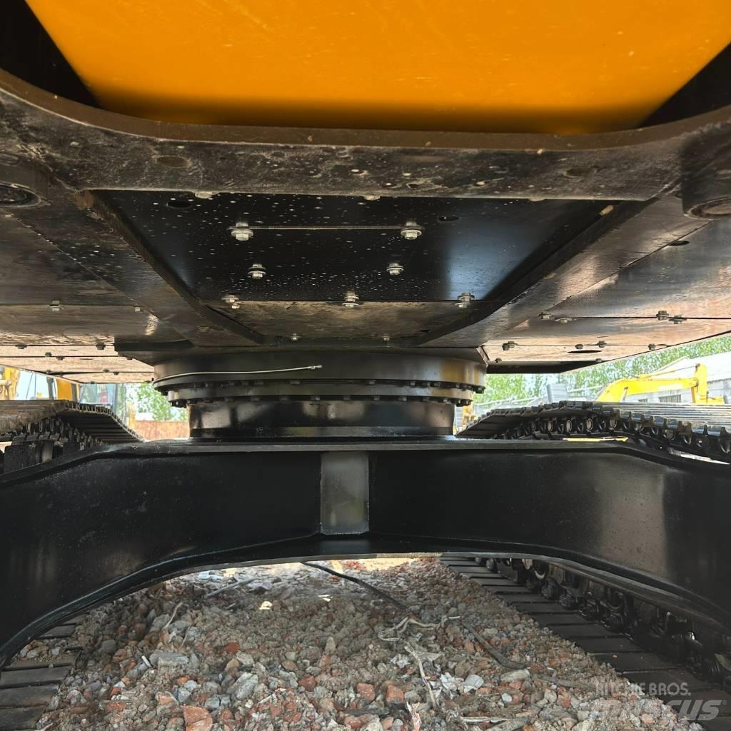  三一 235C Crawler excavators
