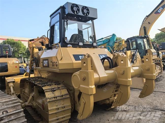 CAT D 7 G Graders