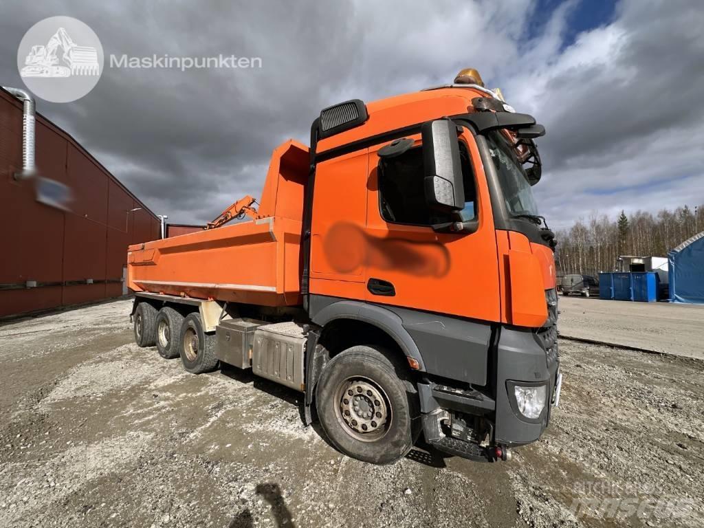 Mercedes-Benz Arocs Tipper trucks