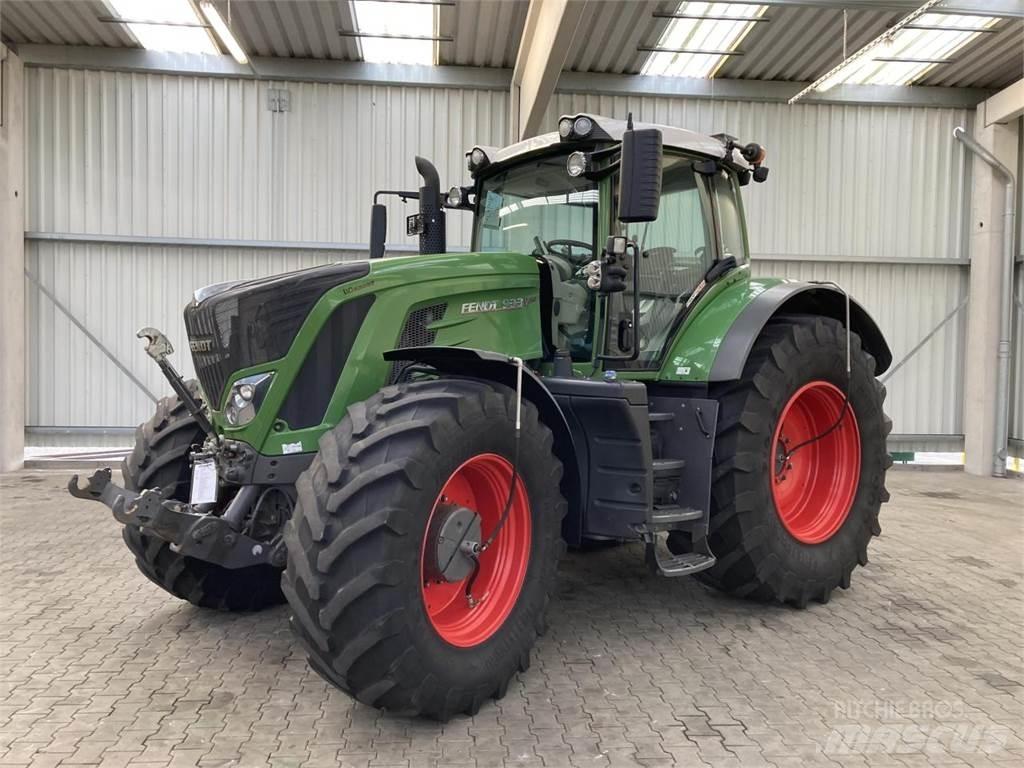 Fendt 933 Vario Tractors