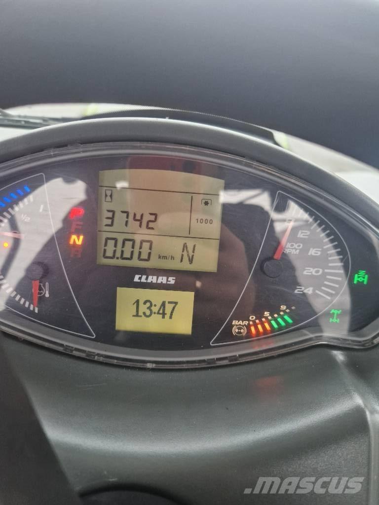 CLAAS Axion 960 Tractors