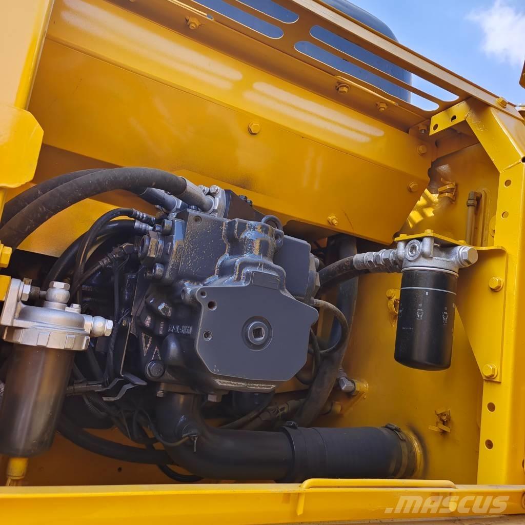 Komatsu PC 300-7 Crawler excavators
