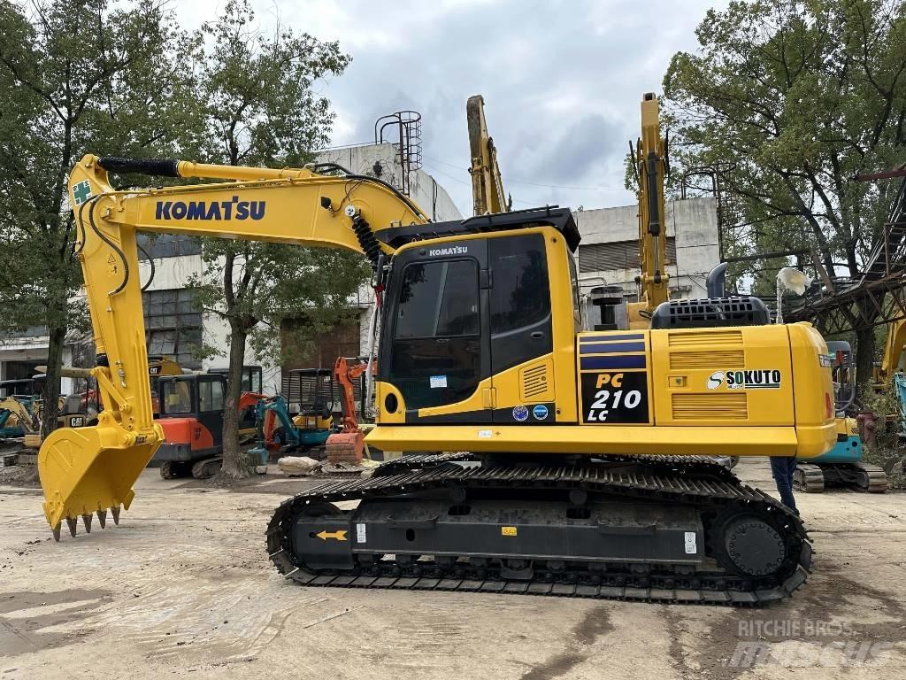 Komatsu PC 210-8 Crawler excavators